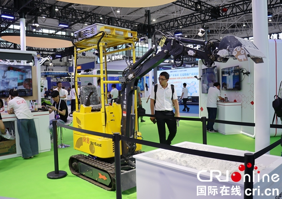 2025數博會 | 乘“數”而上 貴陽貴安大數據産業集群不斷壯大_fororder_圖片3