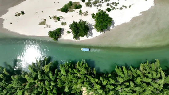 貴州平塘：“雙節”同慶山水歡 甲茶瀑布引客來_fororder_640 (1)
