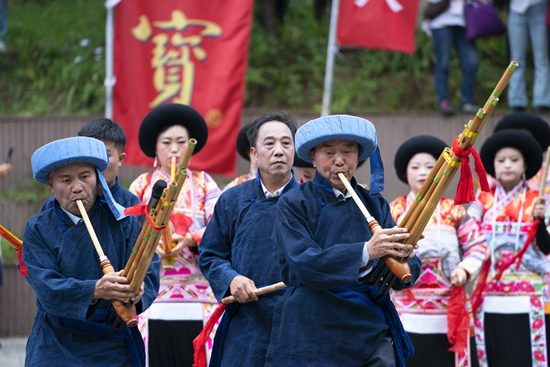 貴州鍾山：民俗盛宴引八方遊客 多彩活動促文化傳承_fororder_1攝影：王述慷