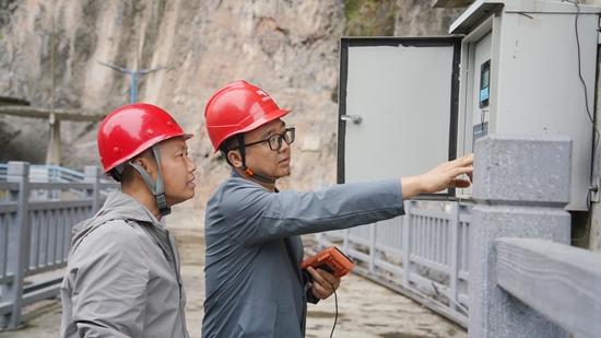 貴州鎮遠:聞“汛”而動 全面做好防汛備汛工作_fororder_RMT01825.JPG