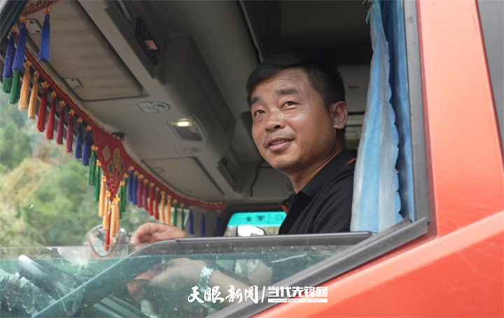 千鈞一髮,叫醒猴子河