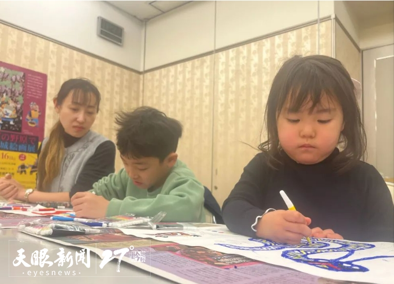 日中友好會館舉辦貴州水城農民畫創作課堂