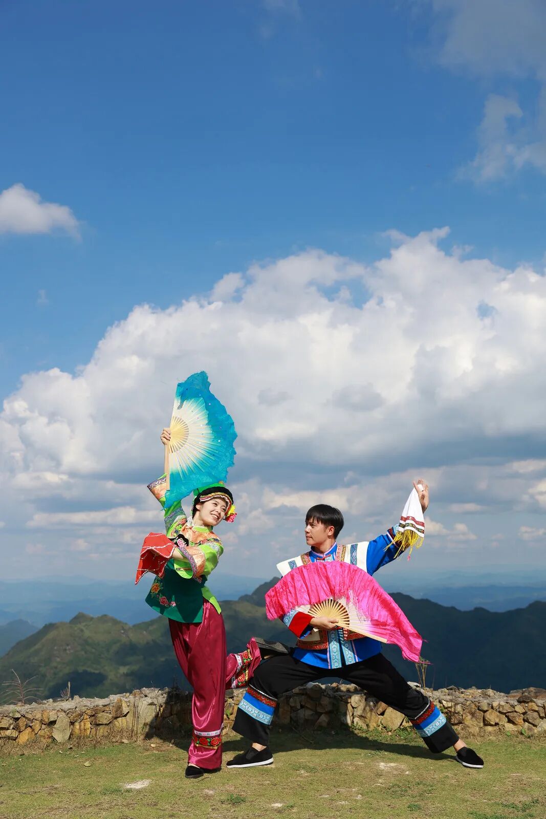 山水清歡，秋韻黔南丨這場文旅發佈會，帶你解鎖秋日獨山新玩法