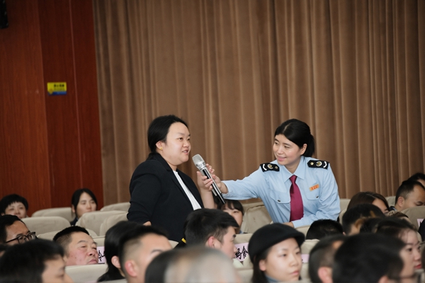 為涉農企業定制“稅務套餐” 安順這場活動“幹貨”滿滿 為涉農企業定制“稅務套餐” 安順這場活動“幹貨”滿滿_fororder_涉農企業及行業協會代表踴躍答題