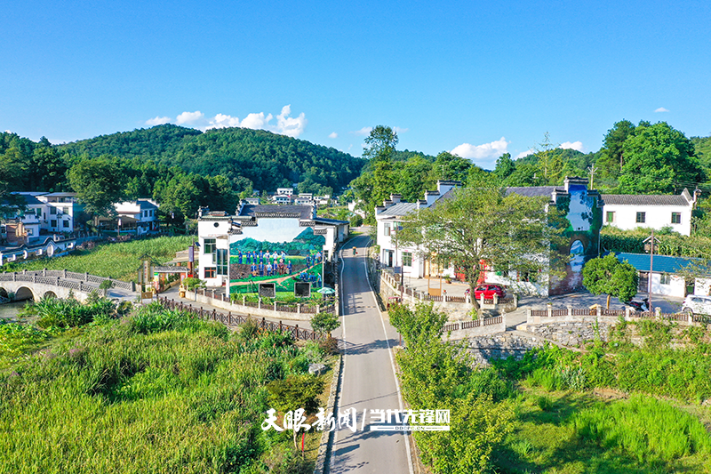 貴州省公路總里程突破22萬公里