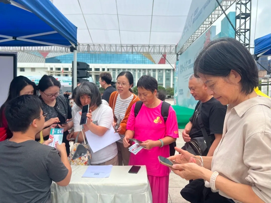 粵黔協作 “荔”香興義_fororder_1