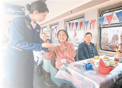 關鍵詞裏感受活力中國