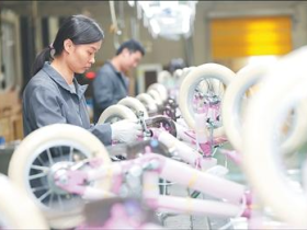 把産業優勢變為就業機遇（民生一線）