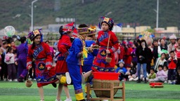 廣西羅城：民族體育競技展演引客來