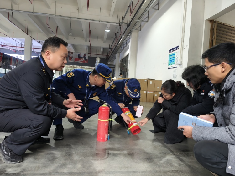 桂林多部門聯合開展“3·15”消防産品專項檢查行動_fororder_2