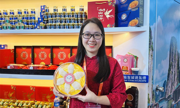 越南參展商阮氏河薇：從志願者到參展商 參與東博會熱情始終未變