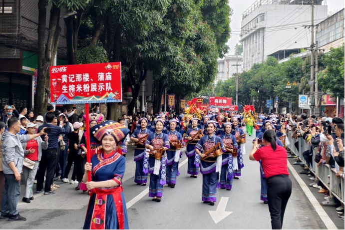 廣西南寧：傳承民俗文化 共享花婆福澤_fororder_廣西南寧：傳承民俗文化 共享花婆福澤762