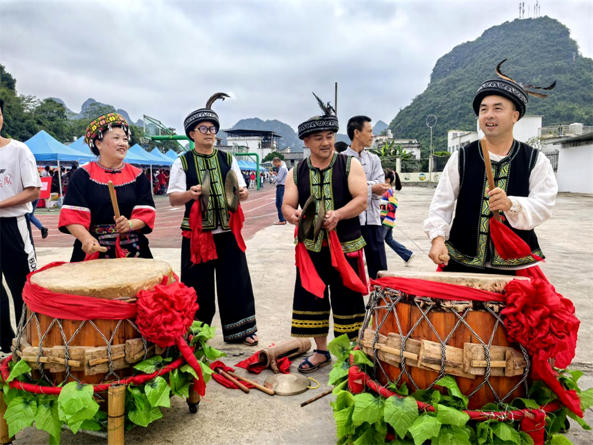 廣西上林：鎮圩瑤鄉展芳華  民族團結譜新篇