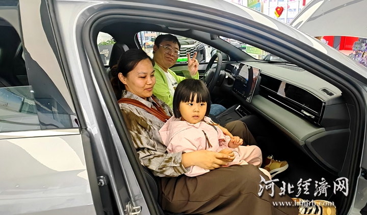 政策消費雙驅動 石家莊“十一”車市熱度與理性並存