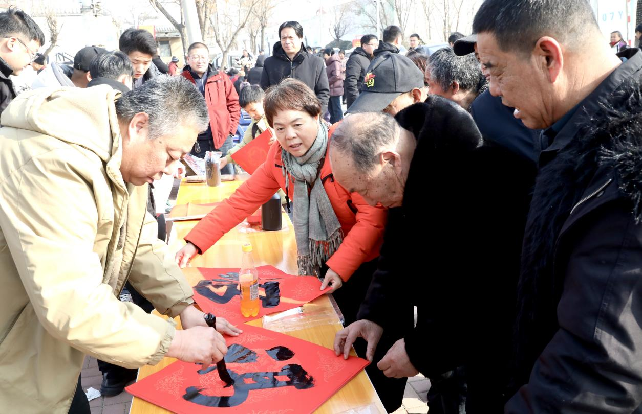 河北肅寧:糖人村裏尋年味 文旅惠民暖新春_fororder_圖片 3