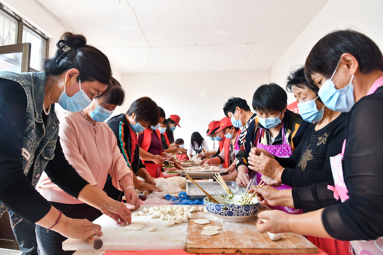 邯鄲冀南新區開展九九重陽節公益敬老活動