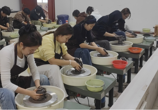 河北曲陽：探尋千年窯火 續寫瓷藝新篇_fororder_河北曲陽：探尋千年窯火 續寫瓷藝新篇335