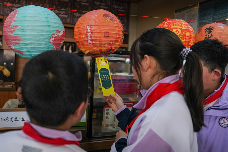 河北高陽：知識競賽展風采 文化活動慶佳節