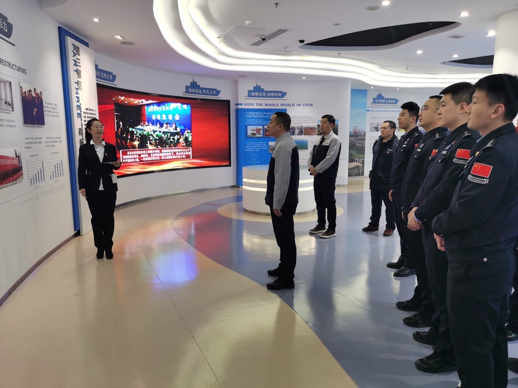 黨建聯建聚合力 紅色引擎啟新程——唐山邊檢站與唐山港礦石碼頭公司共繪發展同心圓_fororder_微信圖片_20250311161814