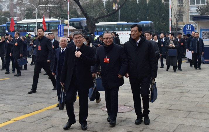 【組圖】聚焦2026河北兩會丨代表委員入場風采