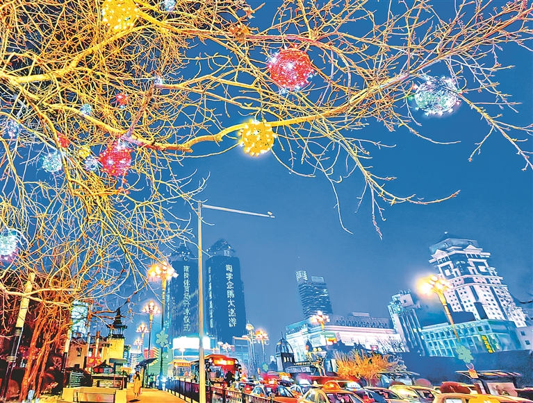 哈爾濱：綵燈亮 迎新年
