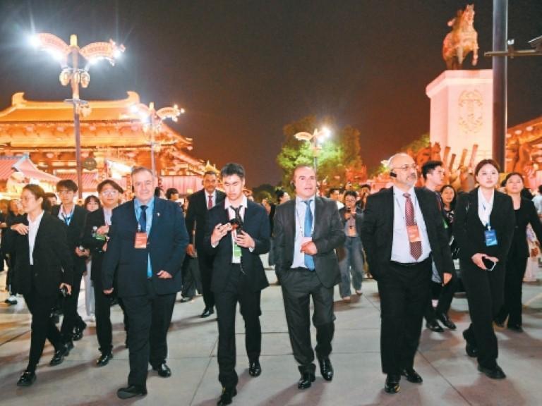 聆聽非遺絕響　感嘆長安璀璨依舊_fororder_微信圖片_20260428090221_1793_356