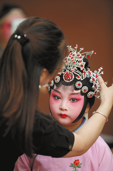 秦腔激蕩百團鳴 文旅融合東秦興