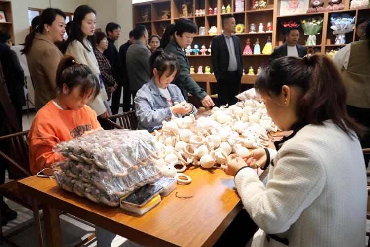 西安高新區：嵌入式服務讓幸福生活觸手可及