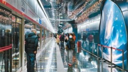 “星空”車站　如夢似幻