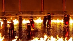 湖南吉首：民俗風情引客來