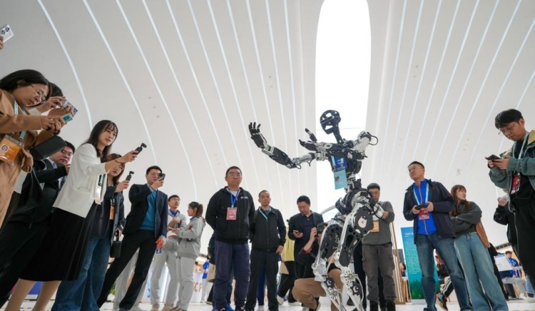 Humanoid Robots Shine at 2025 Zhongguancun Forum Humanoid Robots Shine at 2025 Zhongguancun Forum_fororder_2025032882ab8b2e0d824886992b7b6f29327dd9_20250328f8c1bbce3f3c4d8288b0842c9d68f2a9