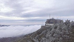 泉州九仙山迎來2025年冬季首場霧凇