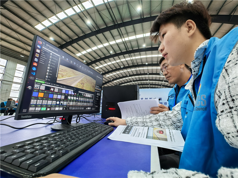 第二屆智慧網聯汽車應用技術賽項全國總決賽在宣城開賽