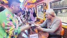 乘“津旅時光號” 感受非遺魅力