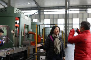 【2025打卡中國】商丘民權有多“冷”？外國網紅在這裡找到了一條百億“熱”鏈！