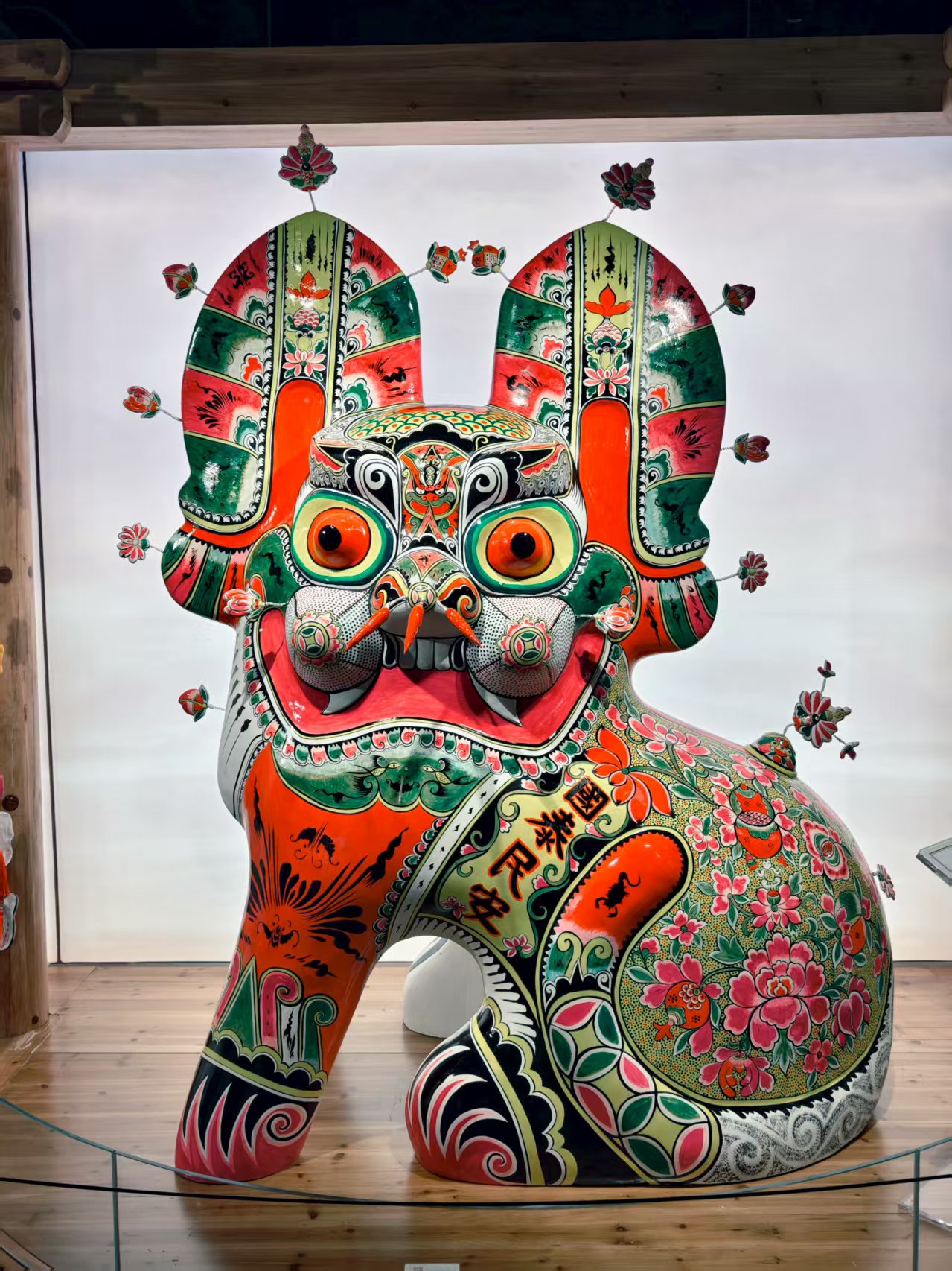 解鎖千年文化密碼:外籍博主探訪陜西“數字文博”新浪潮 解鎖千年文化密碼:外籍博主探訪陜西“數字文博”新浪潮_fororder_ece90f191395f0d5a32e07de8c0e86c2