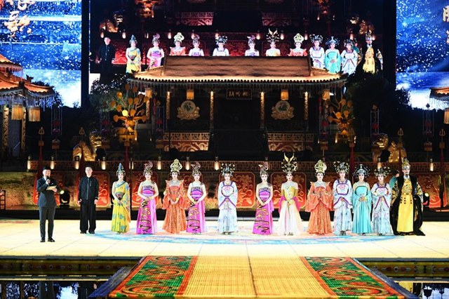 升級了！2024冰火《長恨歌》璀璨上演