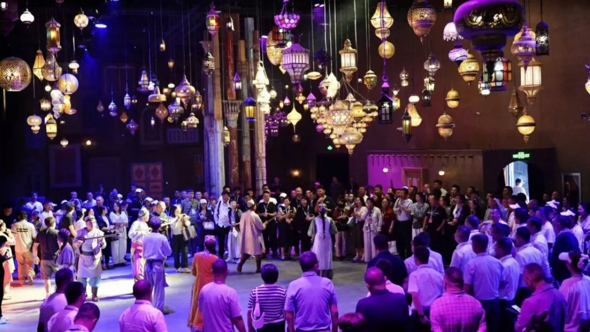 讓世界看見喀什！《遇見喀什》大型沉浸式演藝入選聯合國教科文組織創意中心2025數字環境下保護與促進文化表現形式多樣性示範案例