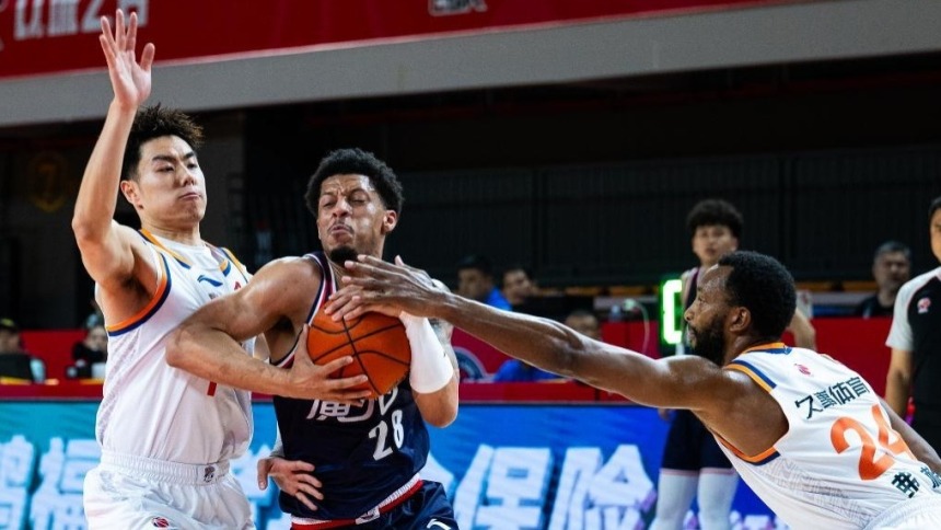 CBA常規賽：上海久事勝廣州朗肽海本