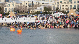 大連：冬泳比賽激發城市文旅新活力