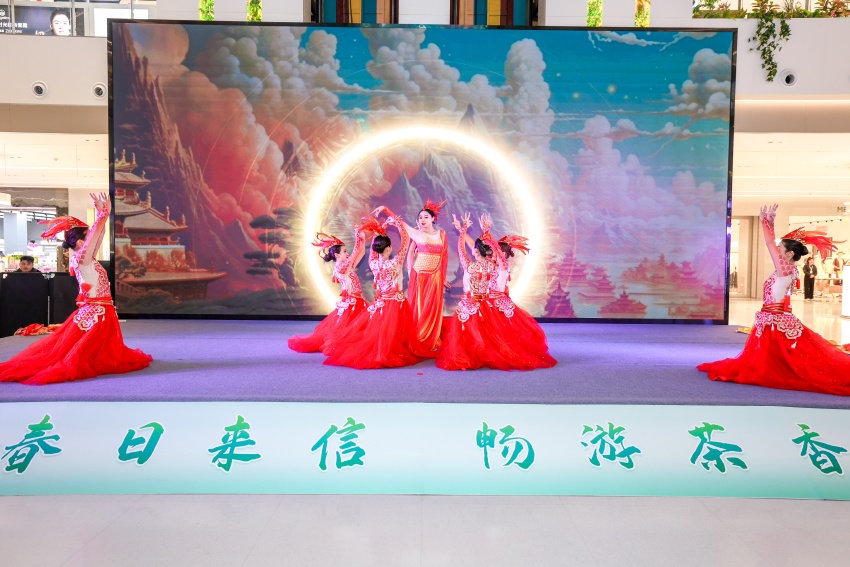 2025信陽文旅宣傳推廣活動(武漢專場)成功舉辦_fororder_活動現場3(新縣文化廣電和旅遊局供圖)