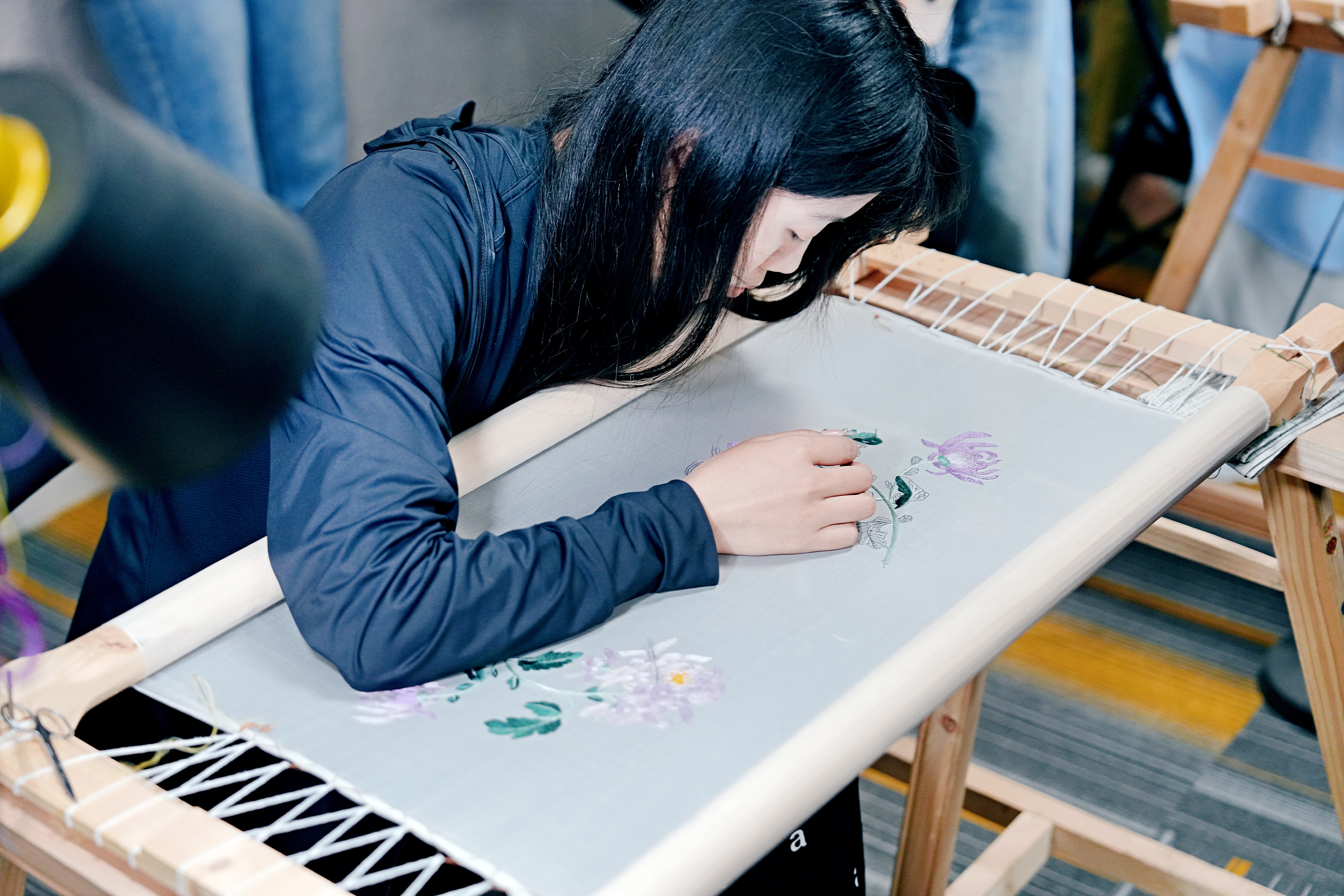 宋風今韻育匠才:開封職業學院“非遺+智慧”的職教新範式