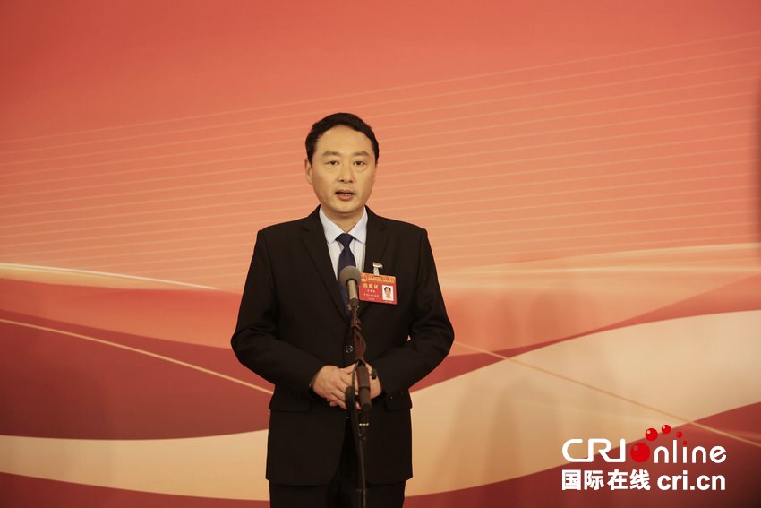 直擊代表通道|沙星海：代表聯絡站打開我聯繫服務群眾又一扇窗_fororder_4N6A9577.JPG