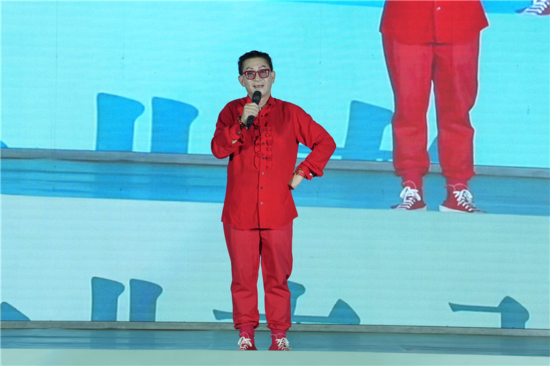清涼潮玩 2025濟源文旅消費季火熱來襲_fororder_著名表演藝術家六小齡童作主題演講