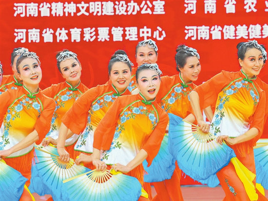 河南體育:馬年新春馬蹄疾