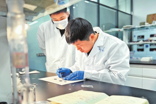 高校科技成果“轉”起來