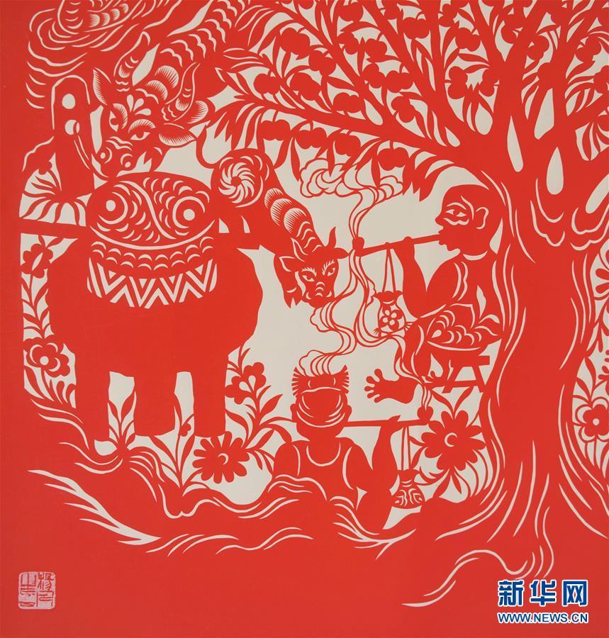 【焦點圖 顯示圖在稿件最下方】“剪”出我人生：陜北女孩楊凡與她的剪紙夢