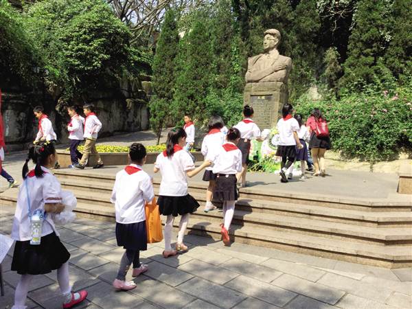 【文化 標題 摘要】 渝北：把未成年人培養成“文明使者”