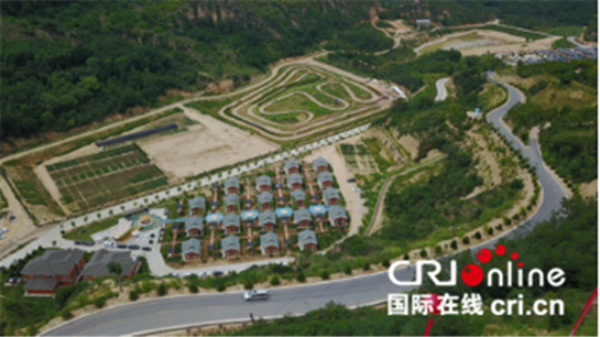 陜西安塞首屆鄉村旅遊節開幕_fororder_南溝景區鳥瞰圖（周志彬 攝）_副本