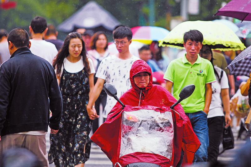 雷電大風暴雨昨日齊上陣西安這場雨來得爽快_fororder_暴雨1